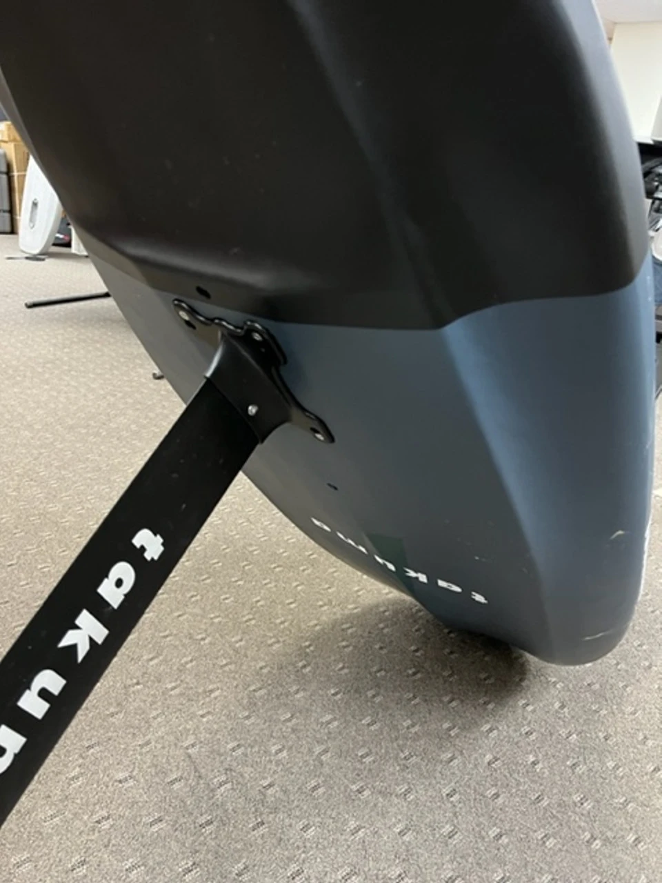 Takuma Carver 2 EFoil - Used - Image 4